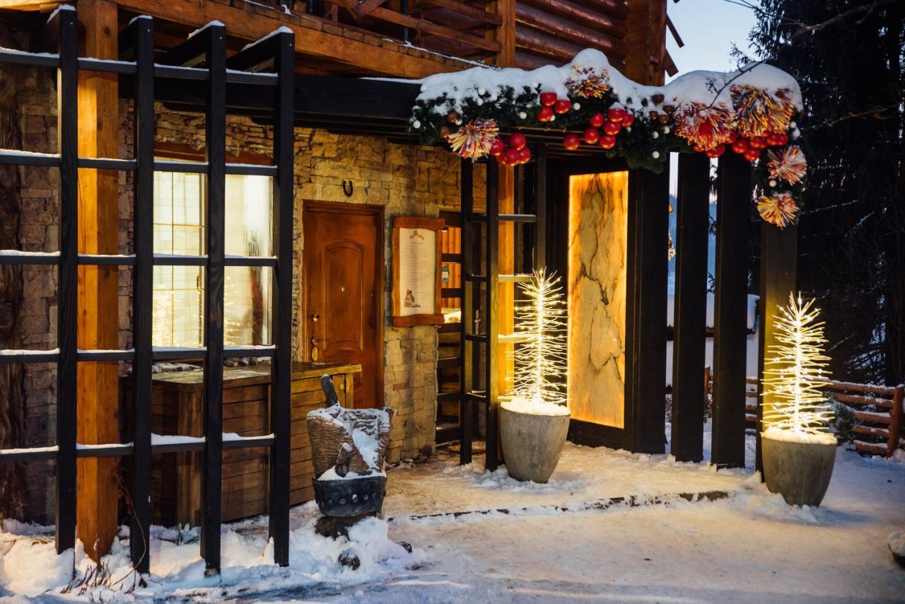 Stara Pravda Hotel - Vykrutasy บูโคเวล ภายนอก รูปภาพ
