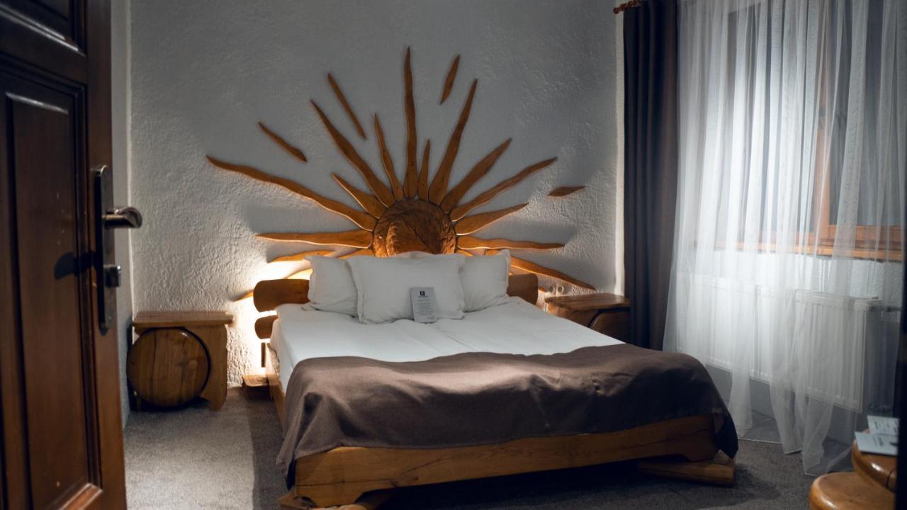 Stara Pravda Hotel - Vykrutasy บูโคเวล ภายนอก รูปภาพ